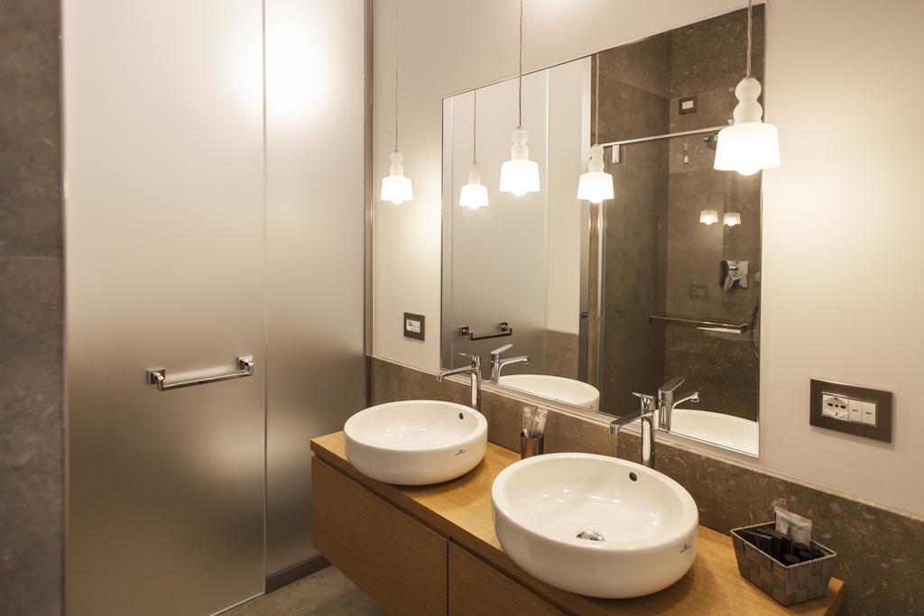 Hemeras Boutique Homes - Design Flats Near The City Center Milánó Kültér fotó