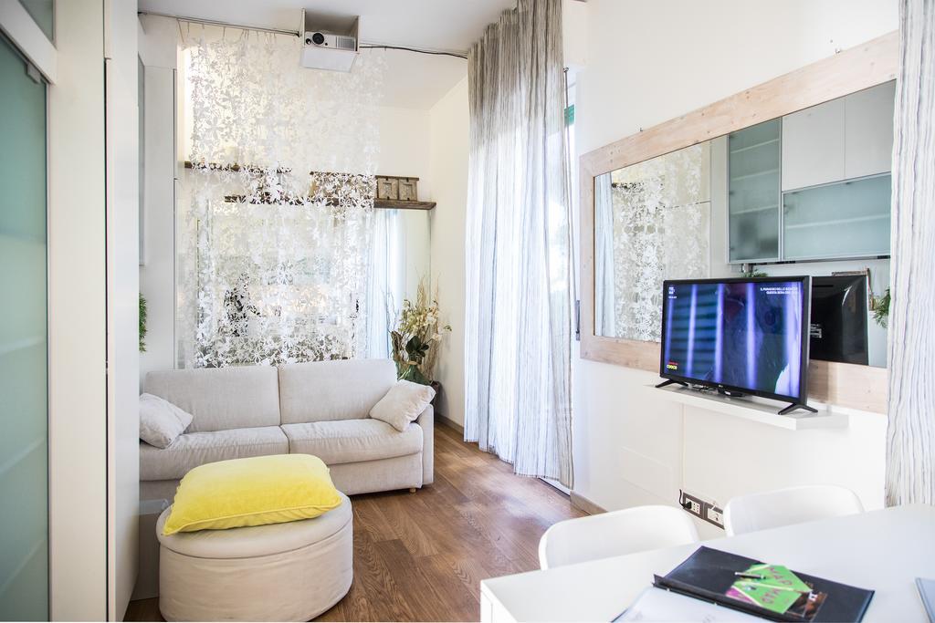 Hemeras Boutique Homes - Design Flats Near The City Center Milánó Kültér fotó