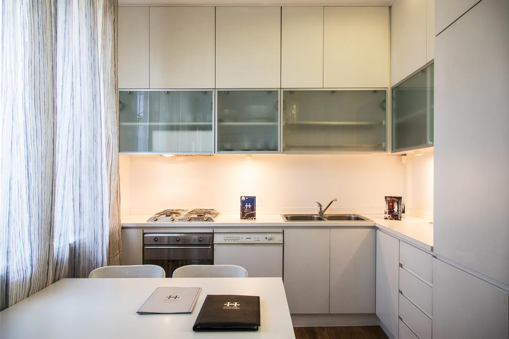 Hemeras Boutique Homes - Design Flats Near The City Center Milánó Kültér fotó
